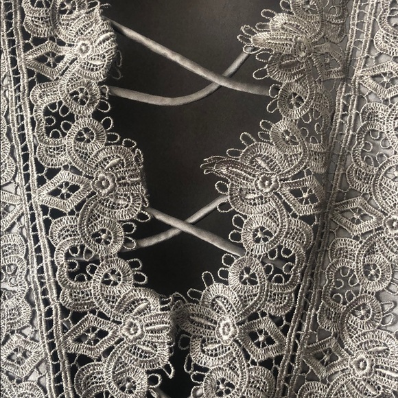 Silk and lace camisole - Picture 2 of 4